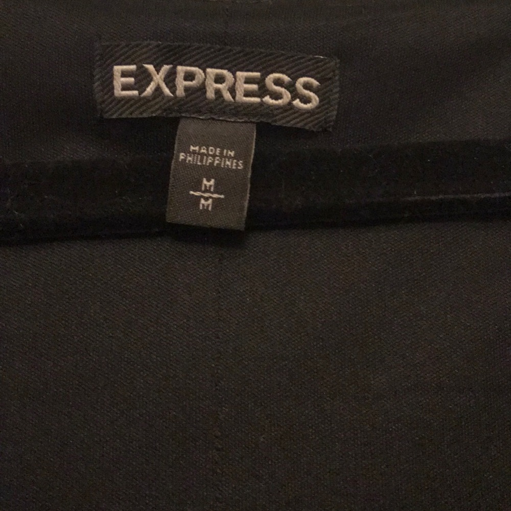Express crop top - Picture 2 of 4